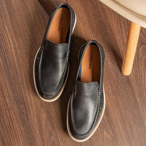 Mocassim Masculino Casual em Couro Preto Gianni