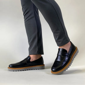 Sapato Loafer Masculino Tratorado Louis Preto